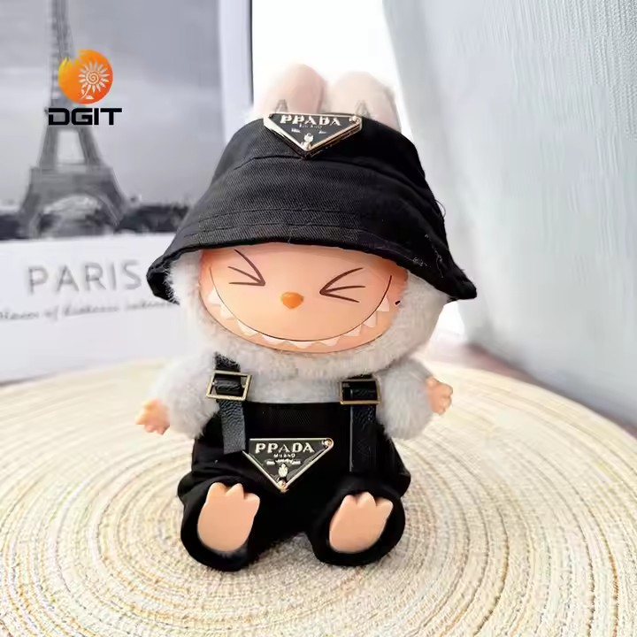 Tenue Labubu Prada – Élégante et moderne pour figurines