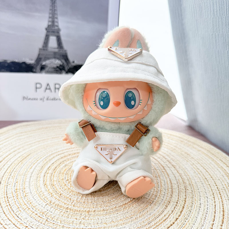 Tenue Labubu Prada – Élégante et moderne pour figurines