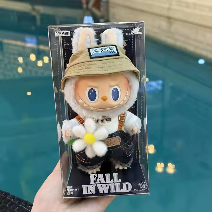 Labubu Fall in Wild – Figurine collector automnale et adorable