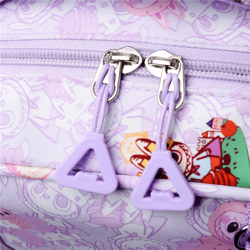 Sac à dos violet Labubu décoré de personnages mignons, accessoire kawaii parfait pour l’école ou la vie quotidienne

