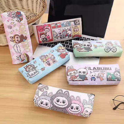 Craquez pour la trousse Labubu : design Pop Mart officiel, pratique et originale. Idéale pour la rentrée scolaire. Édition limitée – Commandez dès maintenant !